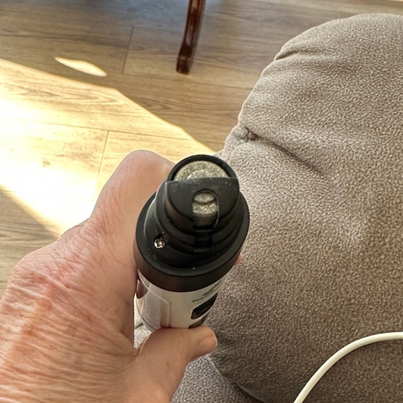 Heusom Silent Groom Pro Pet Nail Grinder - Picture 4 of 4